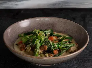 Vegetable loaded Thai Green Chicken Curry