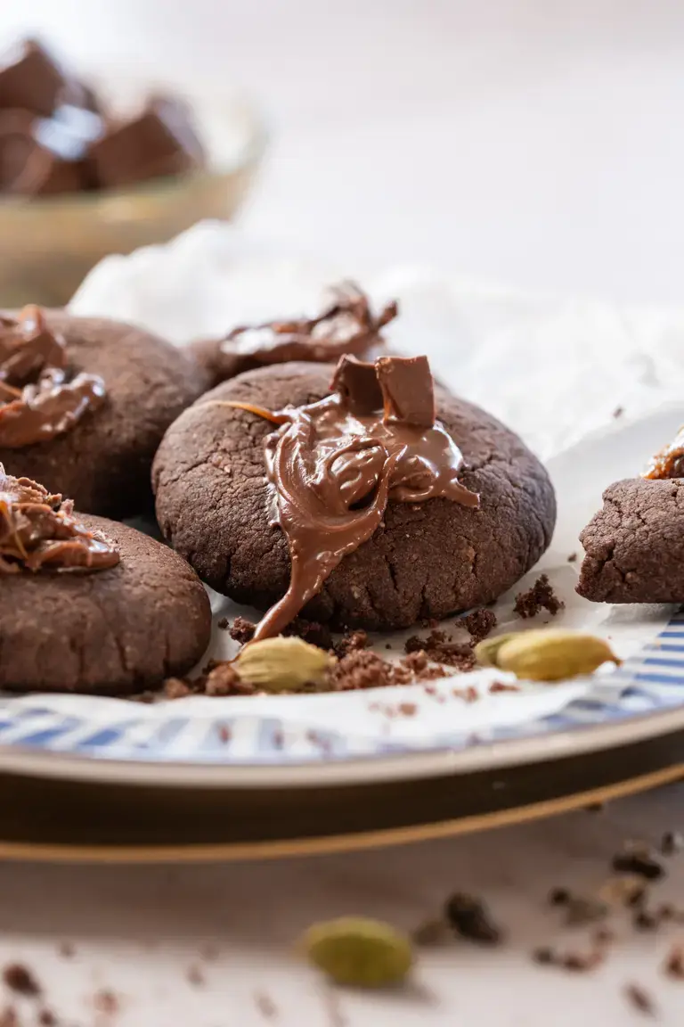 ROLO NANKHATAI-STYLE BISCUITS