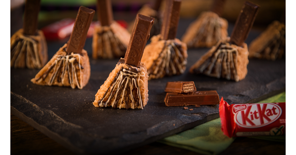 KITKAT Witch’s Broomstick
