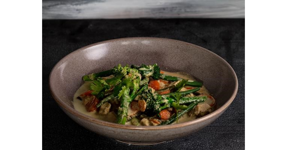 Vegetable loaded Thai Green Chicken Curry