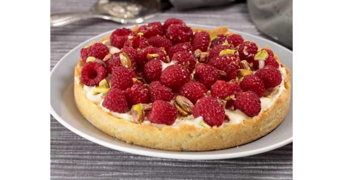 Nestlé Milkybar and Raspberry Tart with Mascarpone, Nestlé Condensed Milk and Ricotta Cream