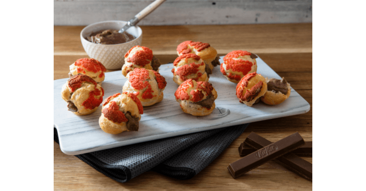 Kit Kat Choux Craquelin Puffs