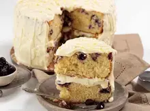 Nestlé Milkybar and Blueberry Tea Cake