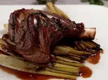 MAGGI Worcestershire Sauce and Mint Roast Leg of Lamb with MAGGI Oil Free Greek Salad Dressing Marinated Fennel