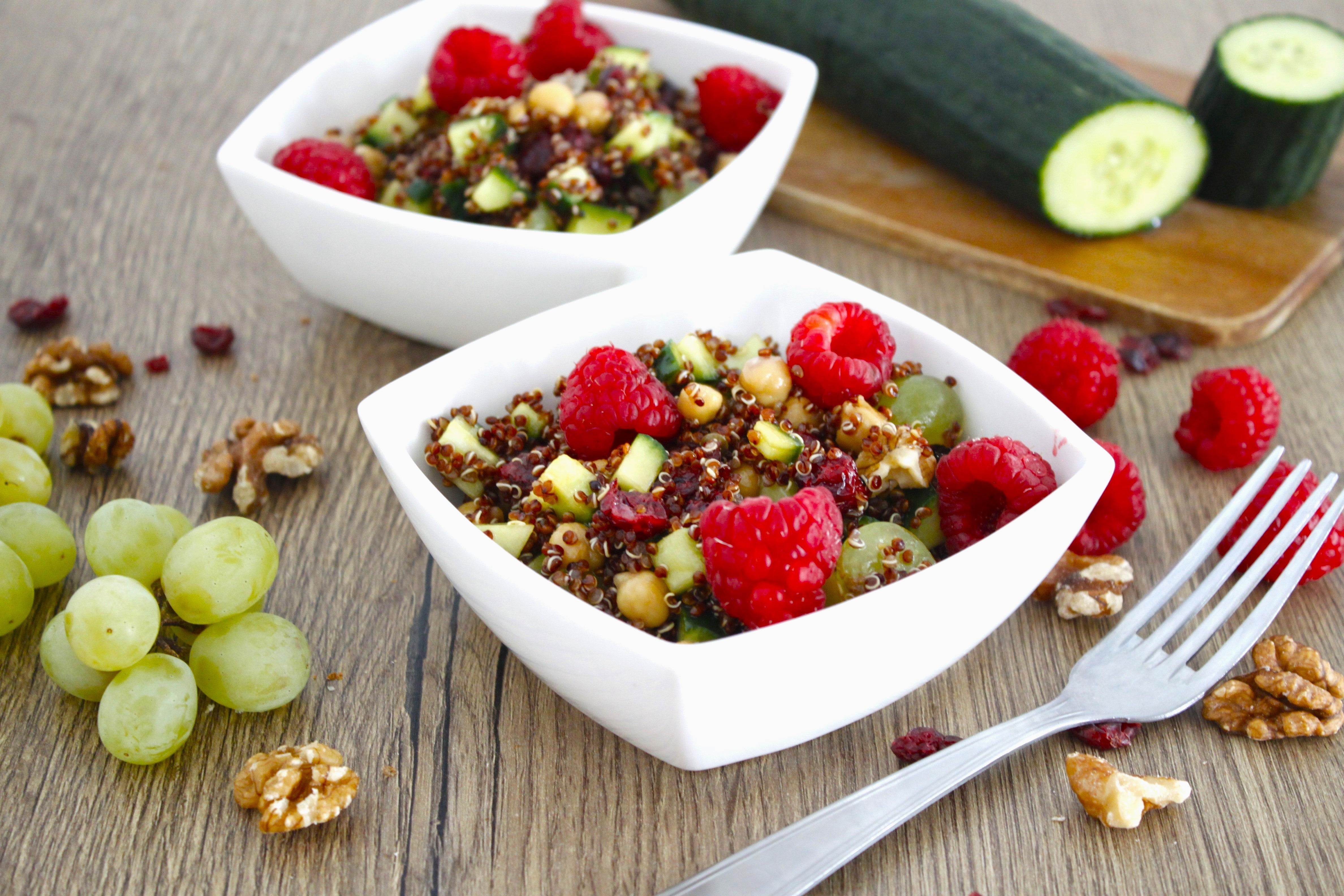 salade quinoa concombre, framboises