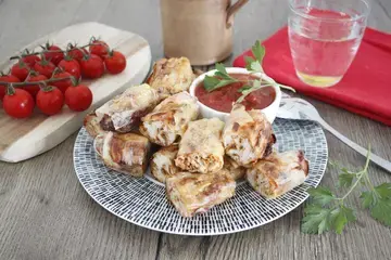 Dips de poulet croustillants et sauce tomate