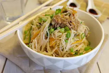 Japchae, nouilles sautées à la coréenne
