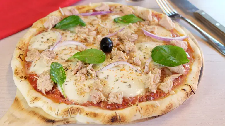 Pizza au thon