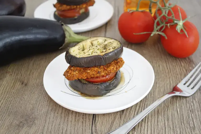 Burger poulet aubergine au air fryer