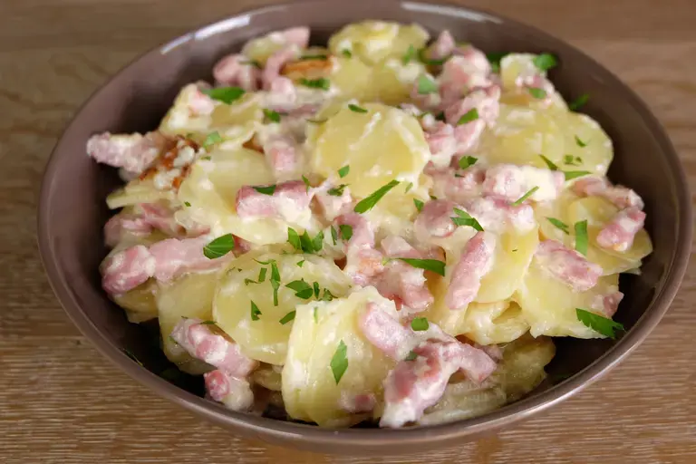 Pommes de terre aux lardons