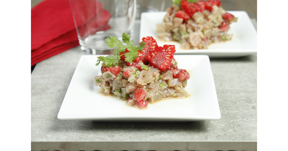 Ceviche de thon aux framboises, coriandre et citron vert