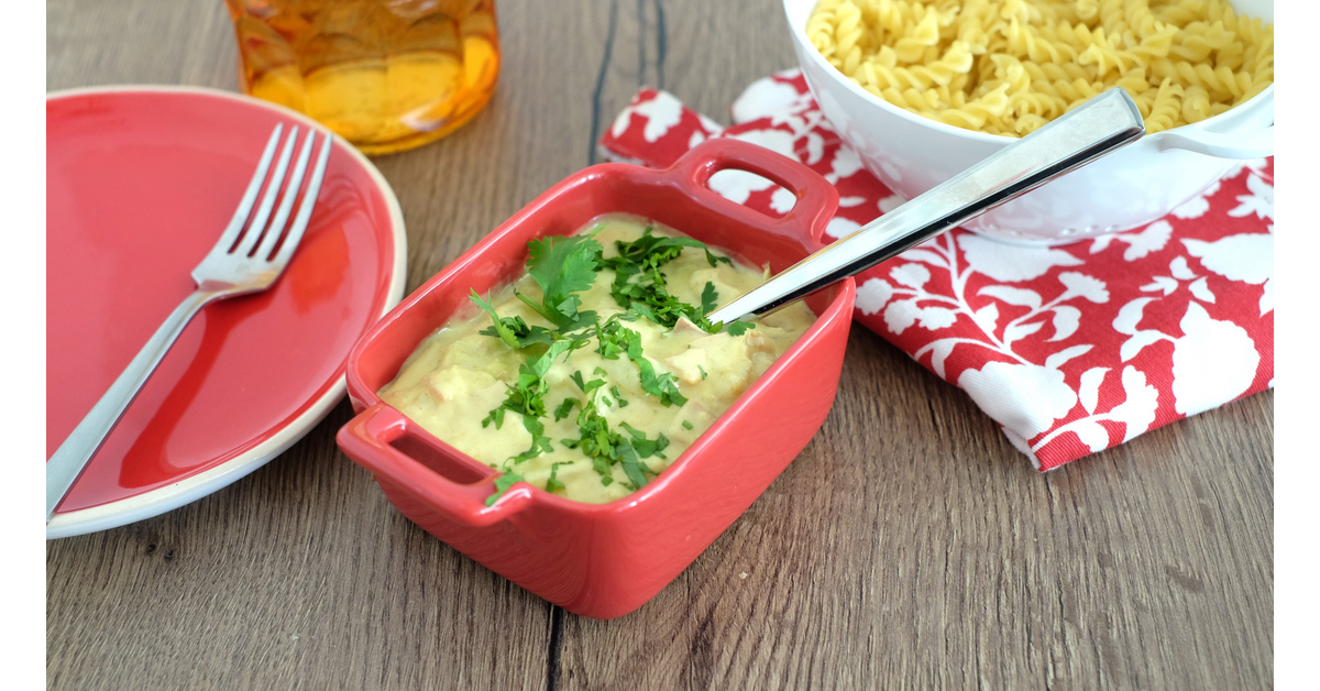 Sauce au curry pour pâtes, coco et jambon