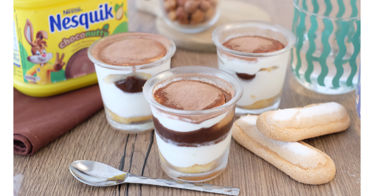 Fromage blanc façon tiramisu sauce Nesquik choco nutty