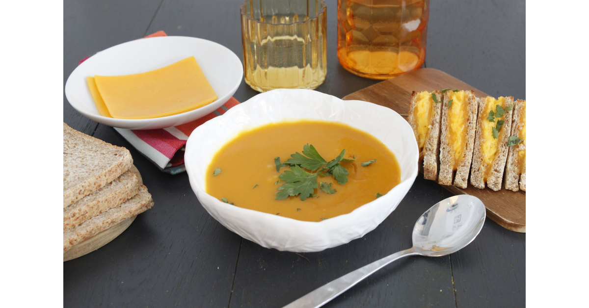 Velouté de potiron et croque fromage et oeufs