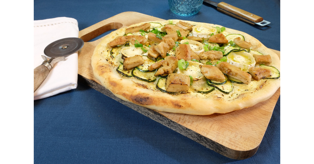 Pizza à la courgette et Emincés de soja
