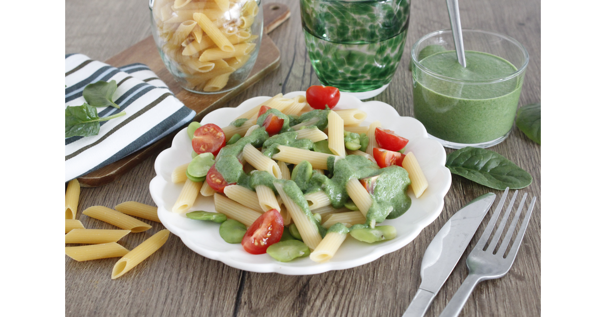 Pâtes végétariennes aux fèves, sauce épinards, chèvre frais