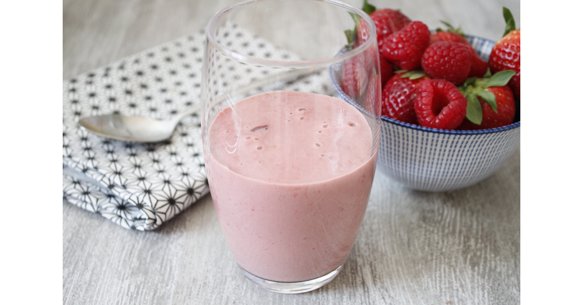 Smoothie NESQUIK aux fruits rouges