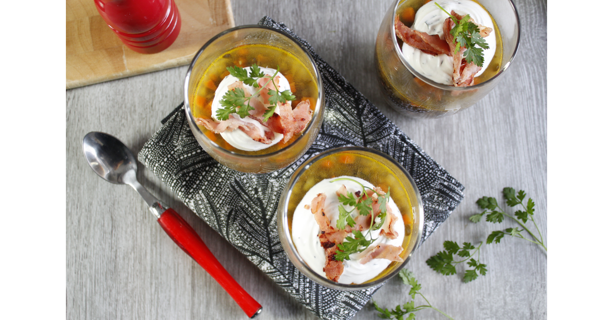 Verrines de lentilles au bacon et chantilly de cerfeuil