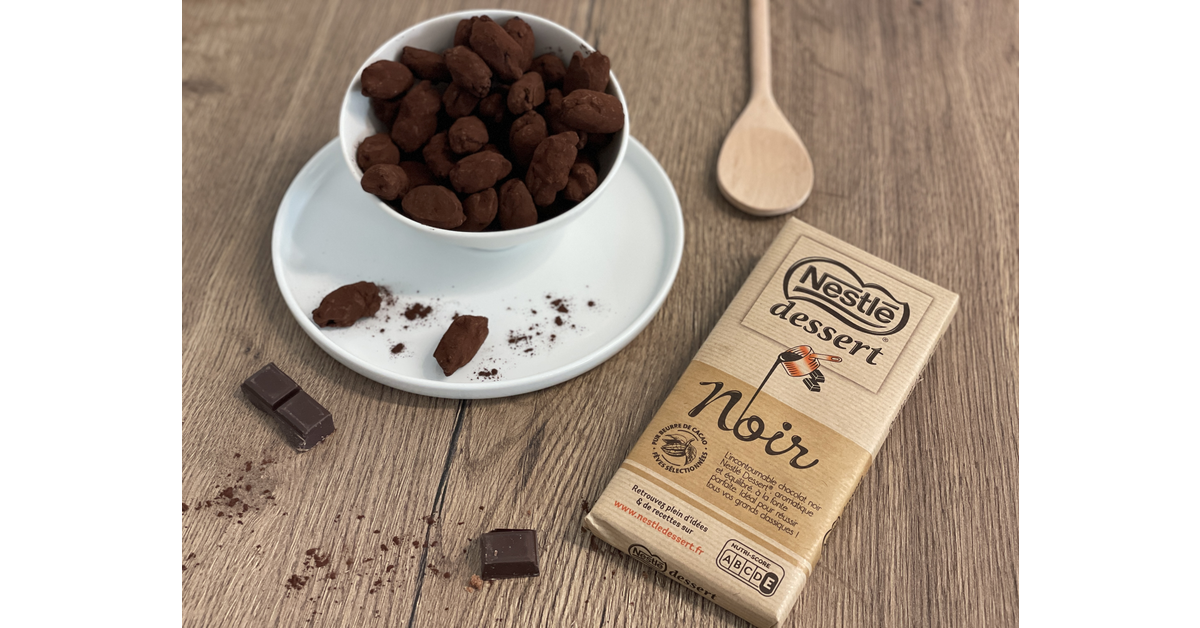Amandes caramélisées au chocolat noir