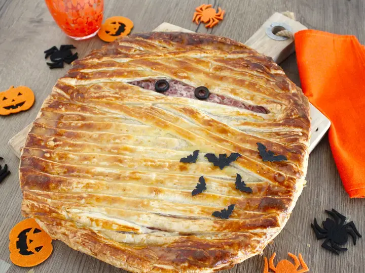 Momie feuilletée d'halloween