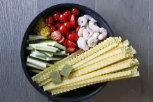 One pot pasta collezione, gambas aux courgettes et tomate