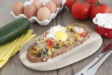 Tartines végétariennes gratinées aux légumes au air fryer
