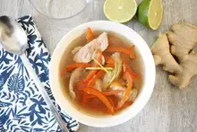 Soupe boeuf gingembre et poivron