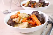 Boeuf mitonné aux légumes printaniers