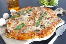 Pizza tomate champignons anti-gaspi