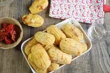Madeleines carottes chèvre tomates confites