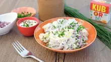 Salade de pommes de terre au fromage blanc ciboulette oignon