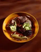 Filet mignon aux pruneaux