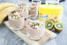 Verrine NESQUIK kiwi banane noisettes