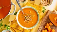 Velouté de potimarron aux fruits secs grillés