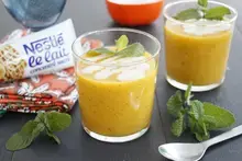 Velouté glacé de mangue au lait concentré