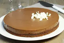 Fondant et crème fouettée au chocolat