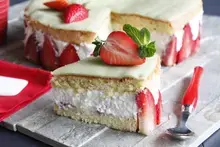 Fraisier au lait concentré sucré