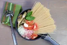 One Pot Pasta aux lardons, artichauts et basilic
