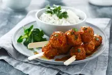 Brochettes de boulettes aux légumes façon yakitori