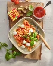 Fusilli à la sauce tomate et mozzarella