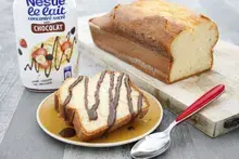 Gateau yaourt sauce au lait concentré au chocolat