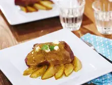 Pavés de boeuf aux poires et chèvre