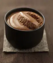 Mousse au chocolat au caramel