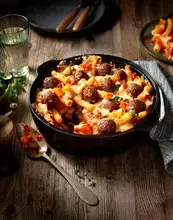 Pâtes gratinées au potiron et boulettes aux légumes