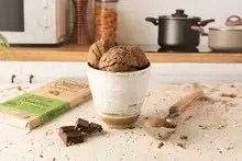 Glace chocolat éclats de noisettes