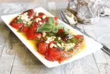 Poivrons marinés à l'orange et menthe