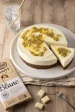 Cheesecake fruits de la passion et chocolat blanc