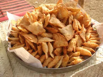 Namak paray