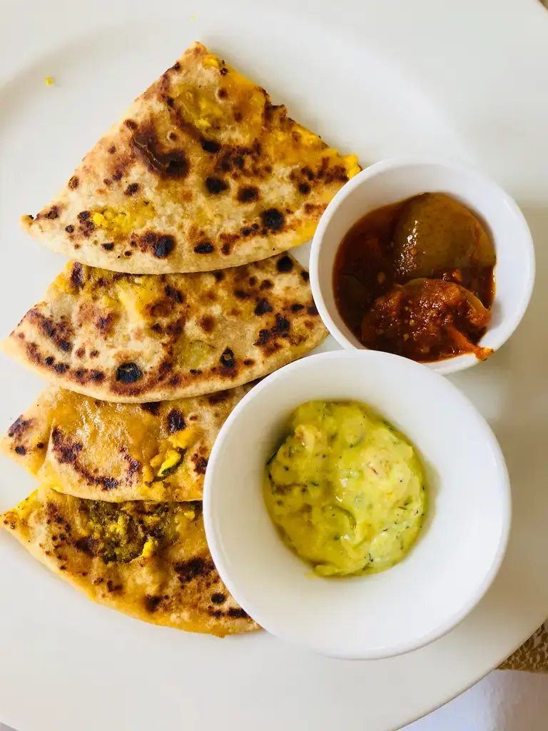 Green Peas Stuffed Flatbread