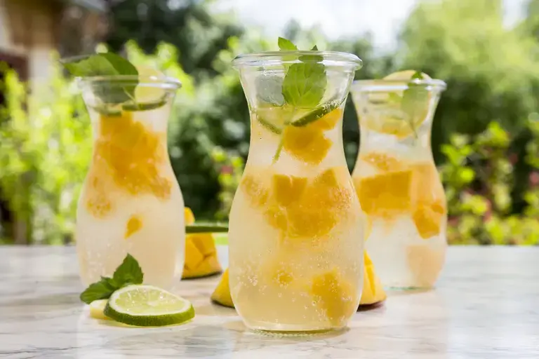 Mango delight drink